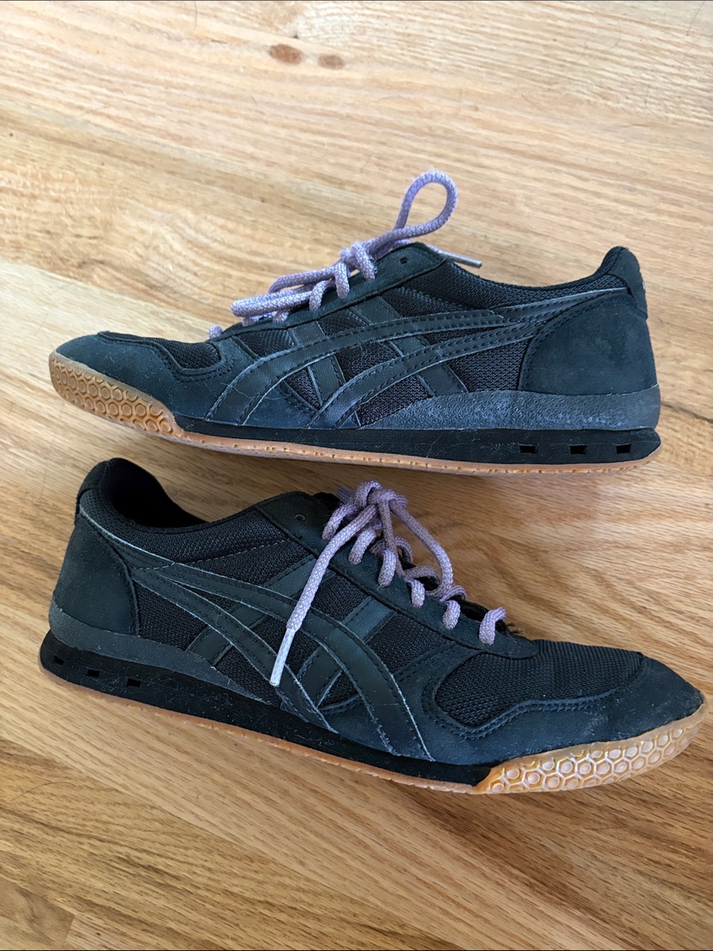 ASICS Onitsuka Tiger Ultimate 81 unisex W9/M7/40